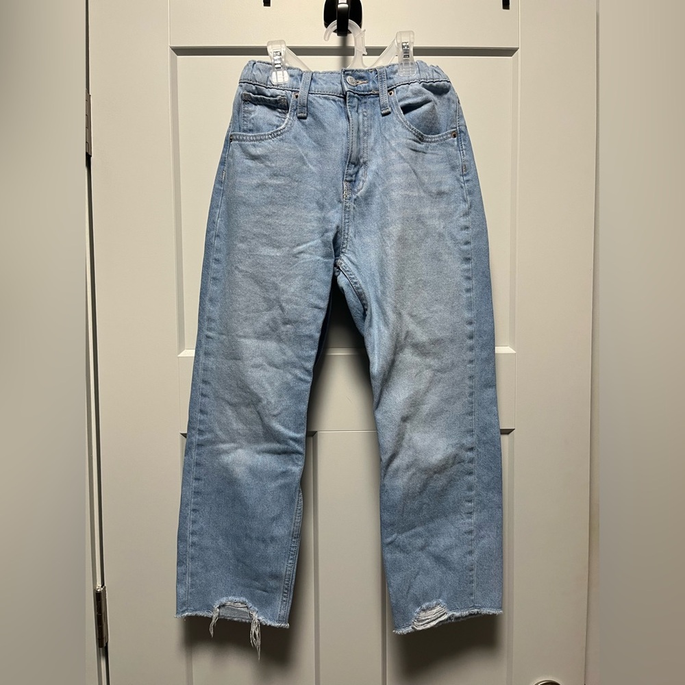Old Navy High Rise Slouchy Straight Jeans